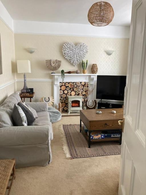 Gorgeous House In Newquay Walking Distance From Fistral Beach Экстерьер фото