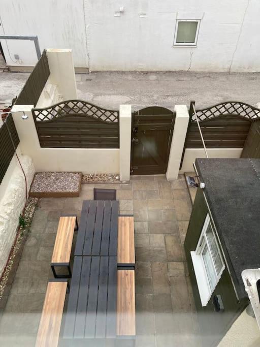 Gorgeous House In Newquay Walking Distance From Fistral Beach Экстерьер фото