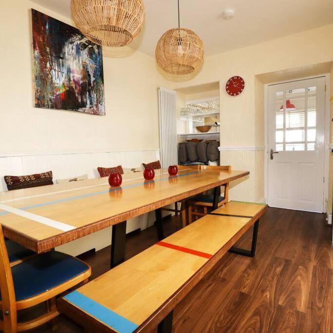 Gorgeous House In Newquay Walking Distance From Fistral Beach Экстерьер фото