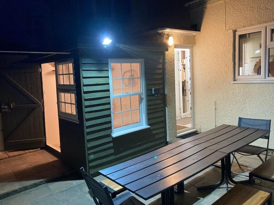 Gorgeous House In Newquay Walking Distance From Fistral Beach Экстерьер фото