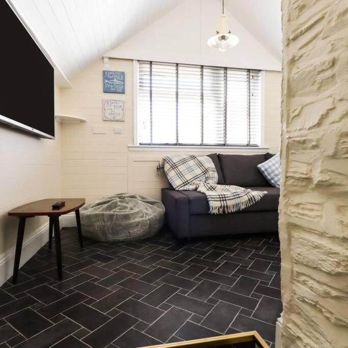 Gorgeous House In Newquay Walking Distance From Fistral Beach Экстерьер фото